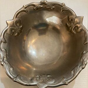 IHI Silver Accent Bowl 10x4